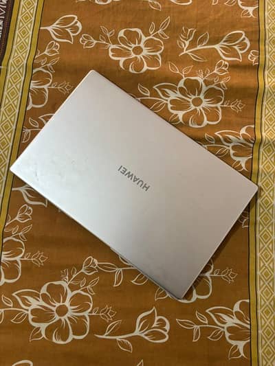 Huawei mate book D15