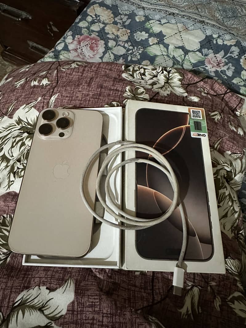 Iphone 16 pro max 7