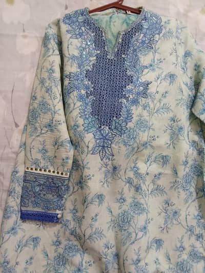 Ethnc embroided 3pcs dress with organza dupatta