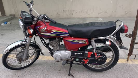 Honda cg 125 (2016/2017)) Total jeniun bike (03060645249)Faisalabad