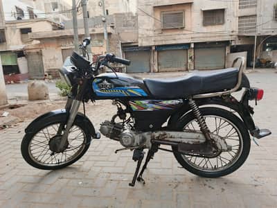 Unique 2007 model for sale urgent need cash 03170794386