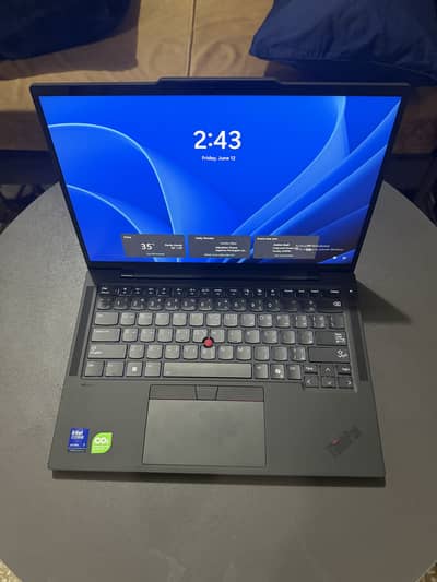 Lenevo Thinkpad T14s Ultra 7