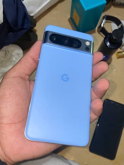 Google Pixel 8 Pro