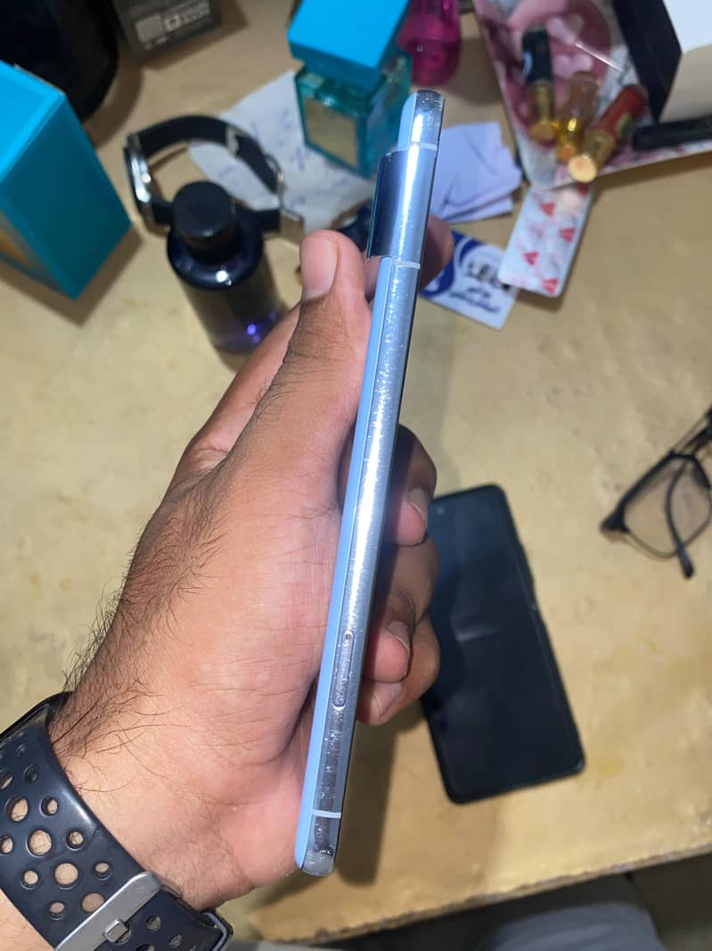 Google Pixel 8 Pro 2