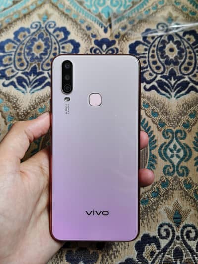 Vivo Y17