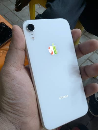 I phone xr 128 gb factory unlock