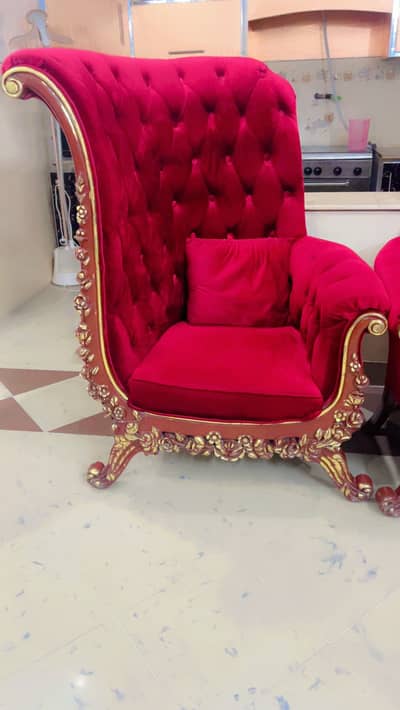Chairs set h 2 chairs tv lounch ma rakhny wali
