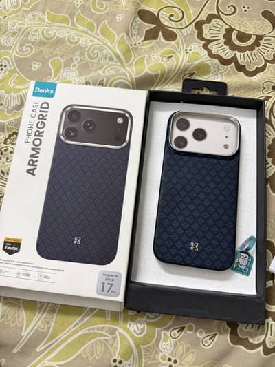 Iphone 17 pro Benks Armorgrid phone case