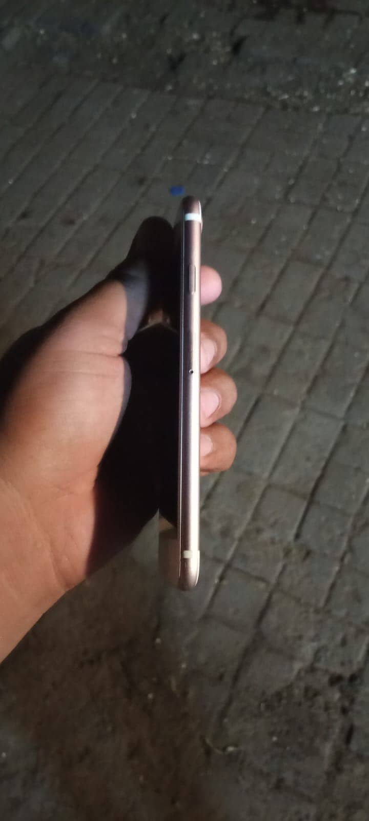 Apple iPhone 7 3