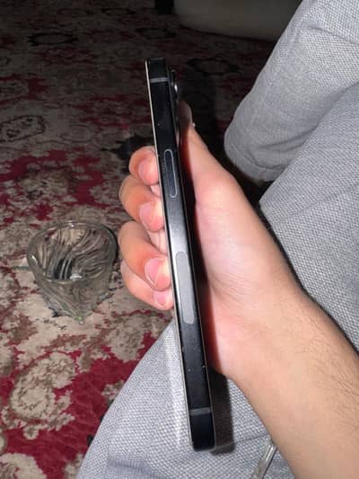 Apple iPhone 15