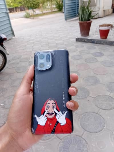 OPPO Find X5