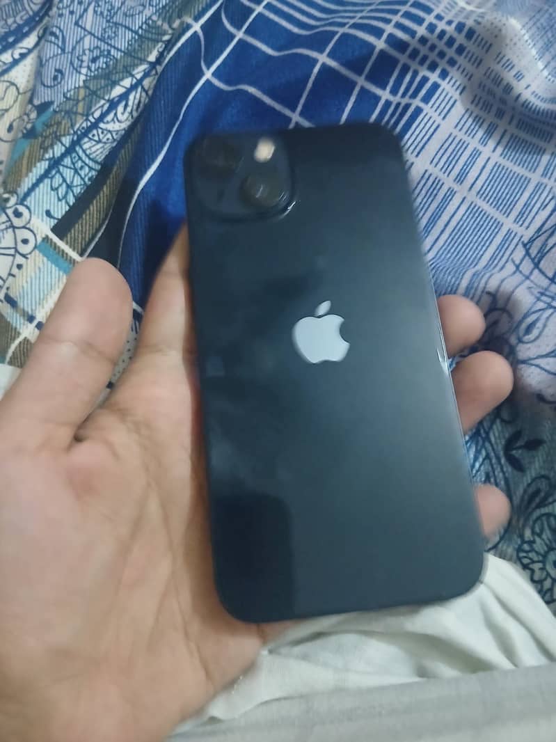 Apple iPhone 13 3