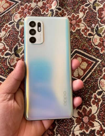 OPPO Reno6