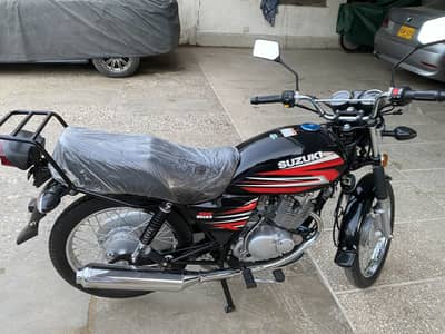 Suzuki gs 150 2026 just 1500km used
