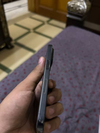 Apple iPhone 15 Pro jv