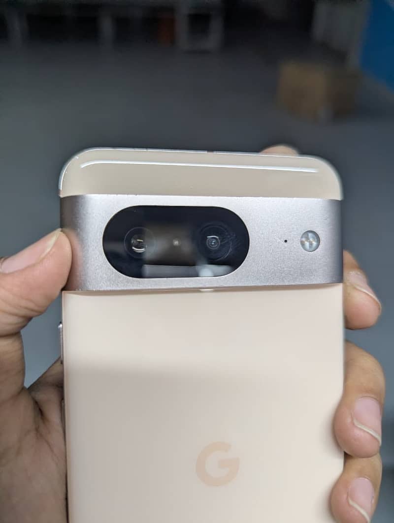 Google Pixel 8 3