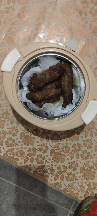 maid ki zarorat hai khaatoon ho