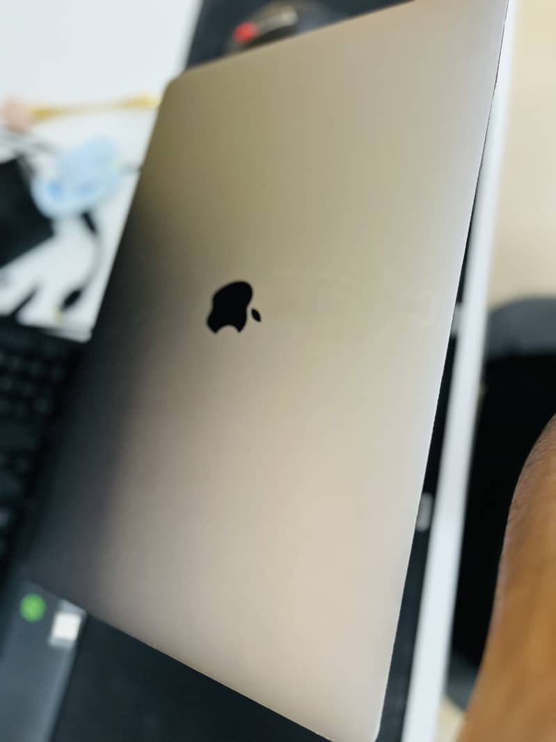 MacBook Pro 2018 4