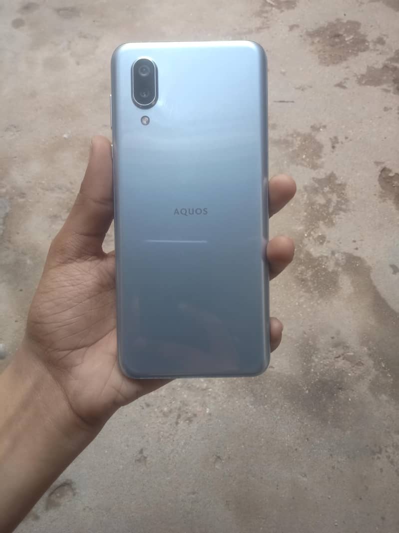 Sharp Aquos Sense 0