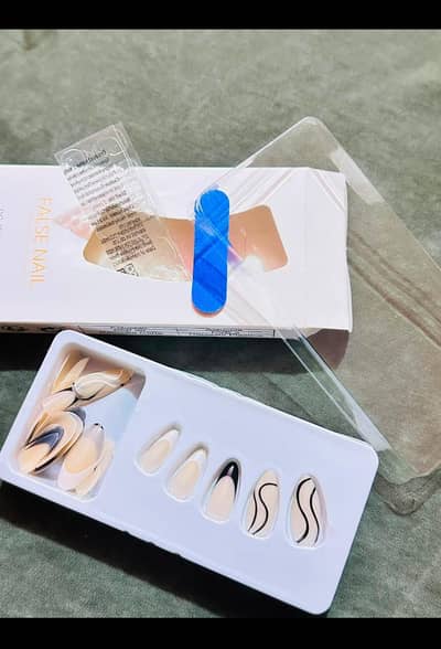 24 nails high quality