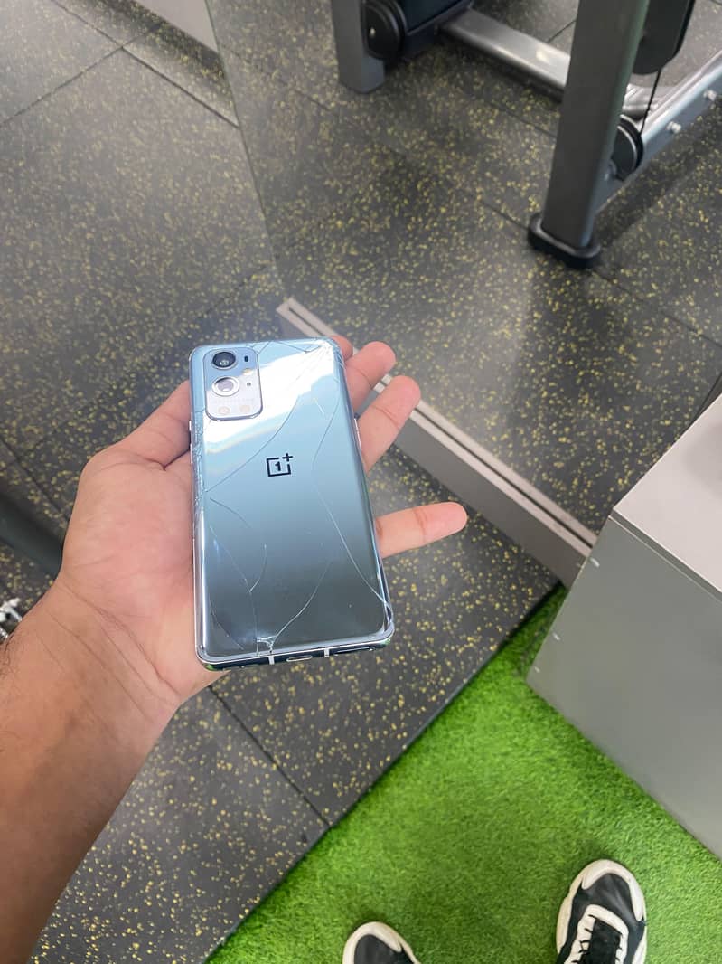 One Plus 9 Pro 5