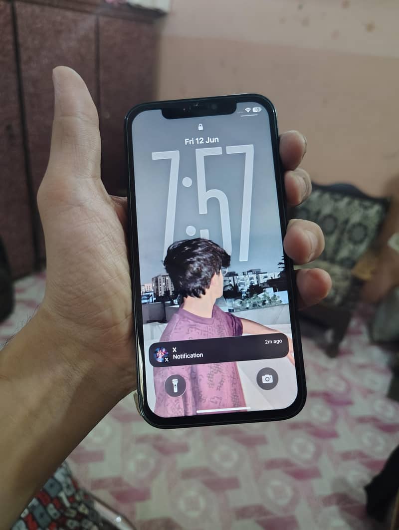 Apple iPhone 12 3