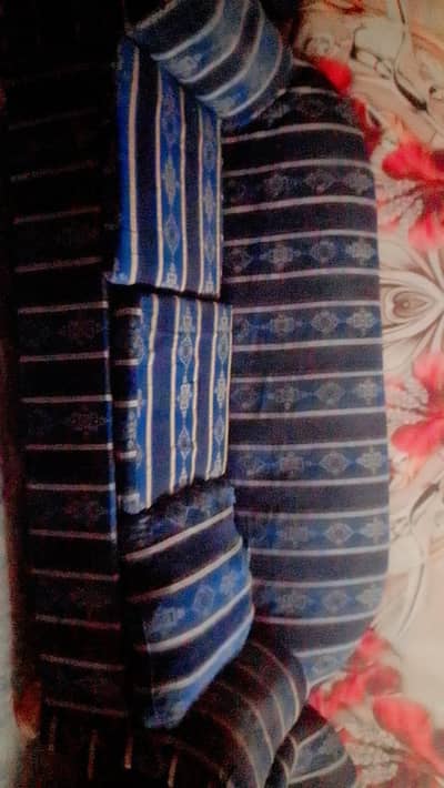 Good condition 3 sitter 2 one sitter