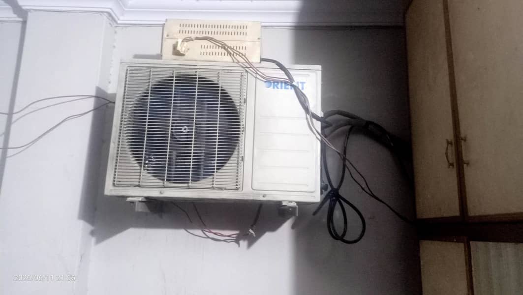 orient split AC 1