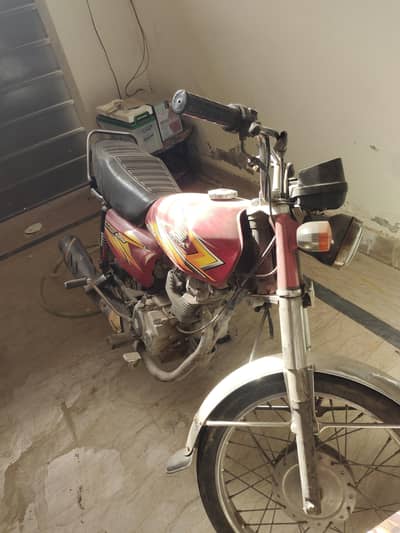 CG 125
