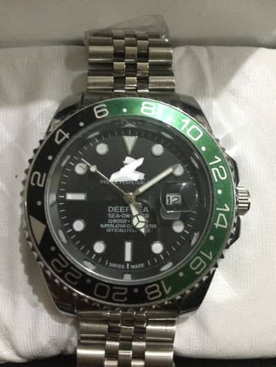 Generic luxury watch / premium stainless steel watch / stylish watch