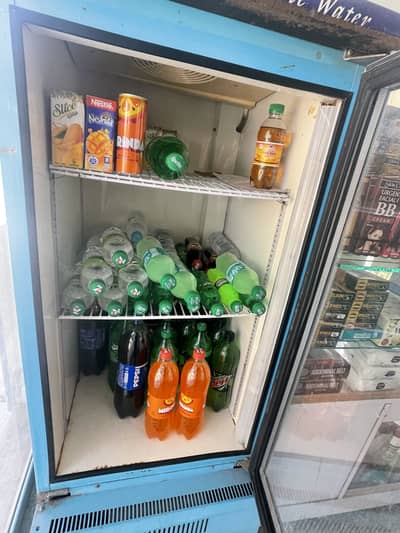 Cold drinks chiller for sale all good