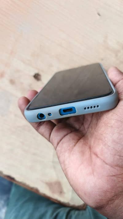 Infinix Hot 20i