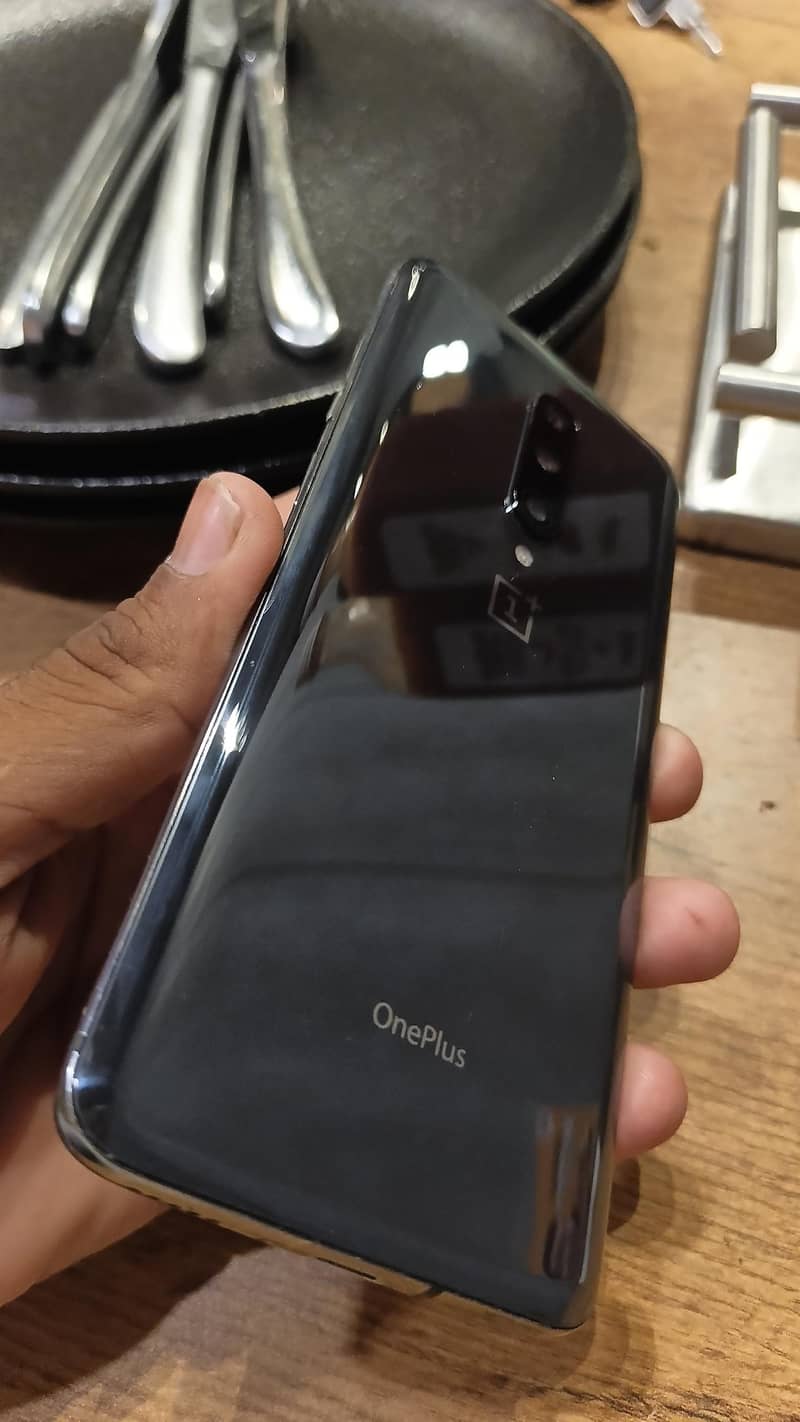 One Plus 7 Pro 1