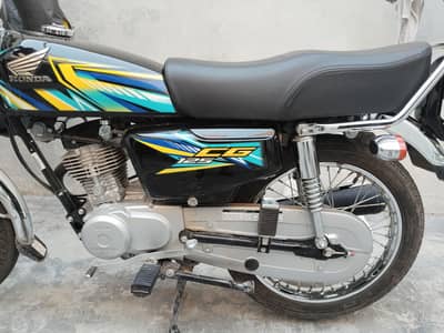 Honda CG 125 new just 3443 drived