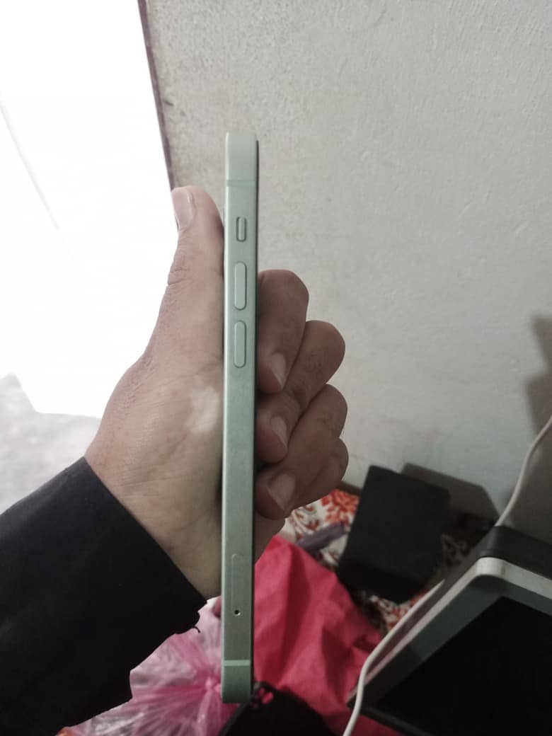 iPhone 12 1
