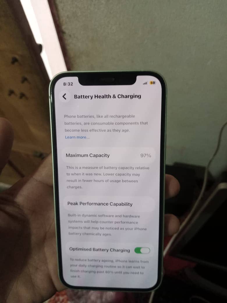 iPhone 12 4