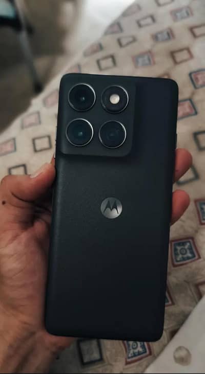 Motorola Edge 2025 8+8=16GB RAM 256GB ROM NON PTA. Carrier Unlock