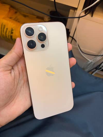 Apple iPhone 16 Pro Max