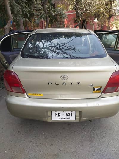 Toyota Platz 2000