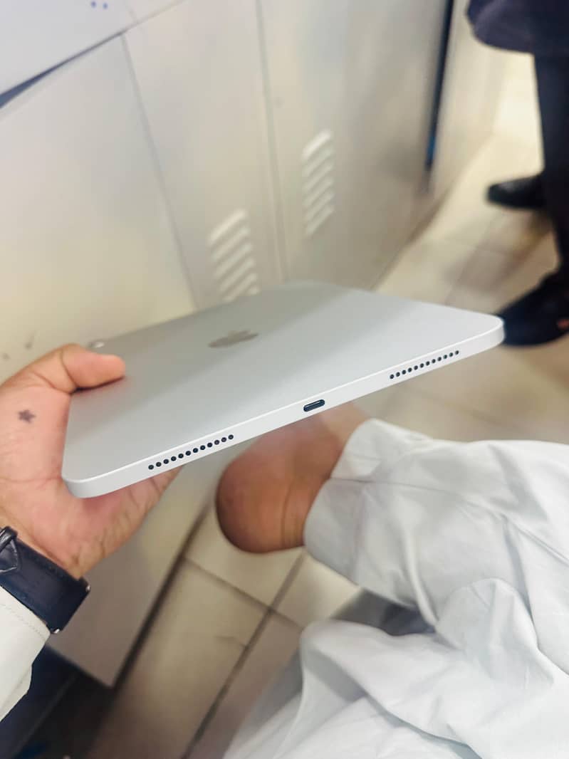 Ipad 11th generation 3