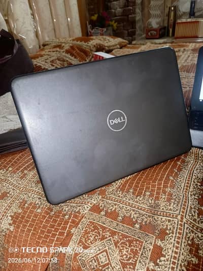 Dell Latitude 3300