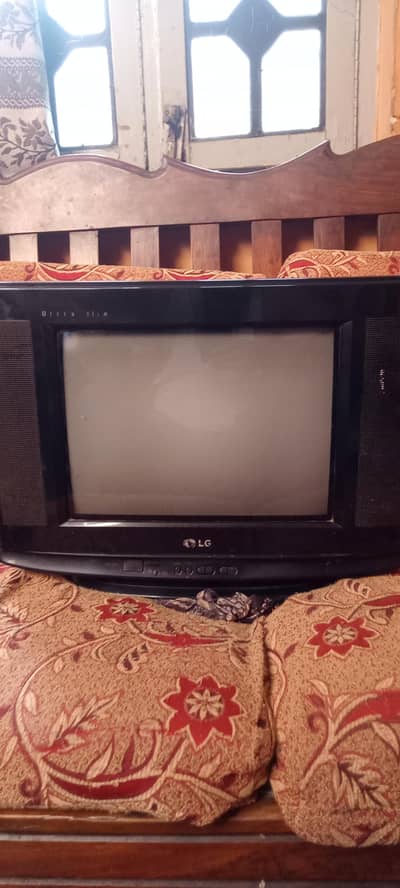 LG Tv 14 inch