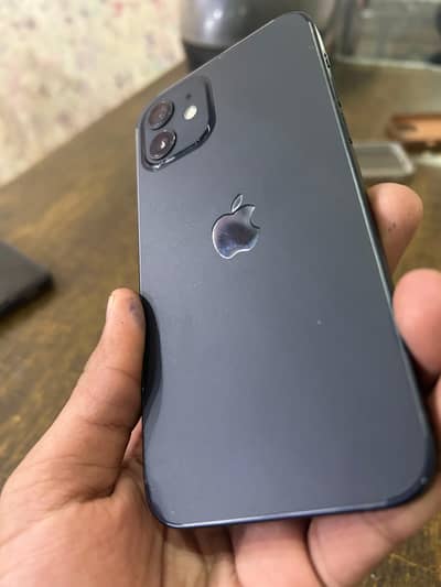 Apple iPhone 12