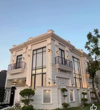 House Contractor