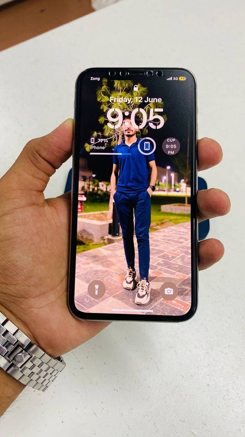 Apple iPhone X 0