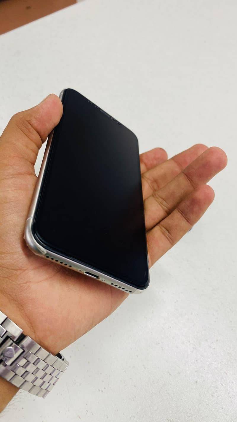 Apple iPhone X 1