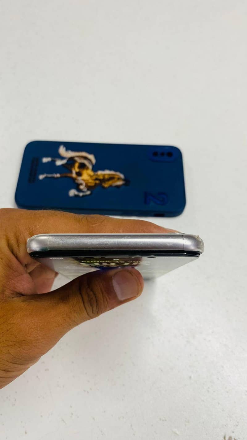 Apple iPhone X 2