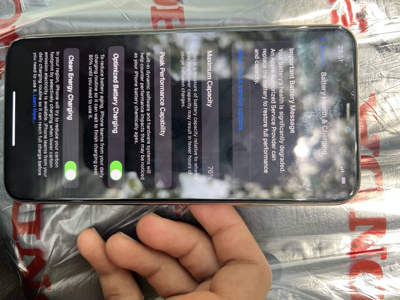 Apple iPhone 11 Pro Max 7