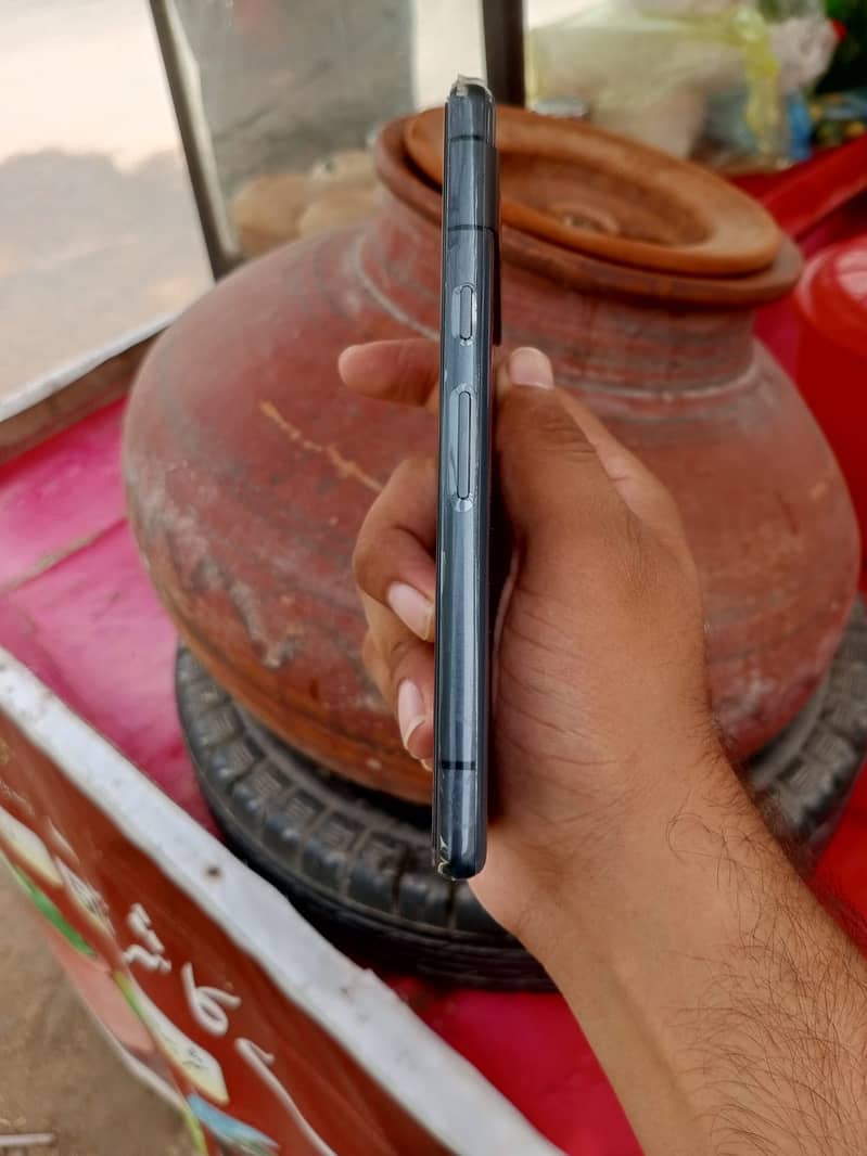 Google Pixel 7a 3
