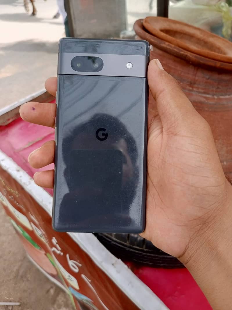 Google Pixel 7a 5